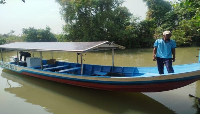 KAPAL NELAYAN TENAGA SURYA PAS UNTUK NELAYAN SUBSISTEN